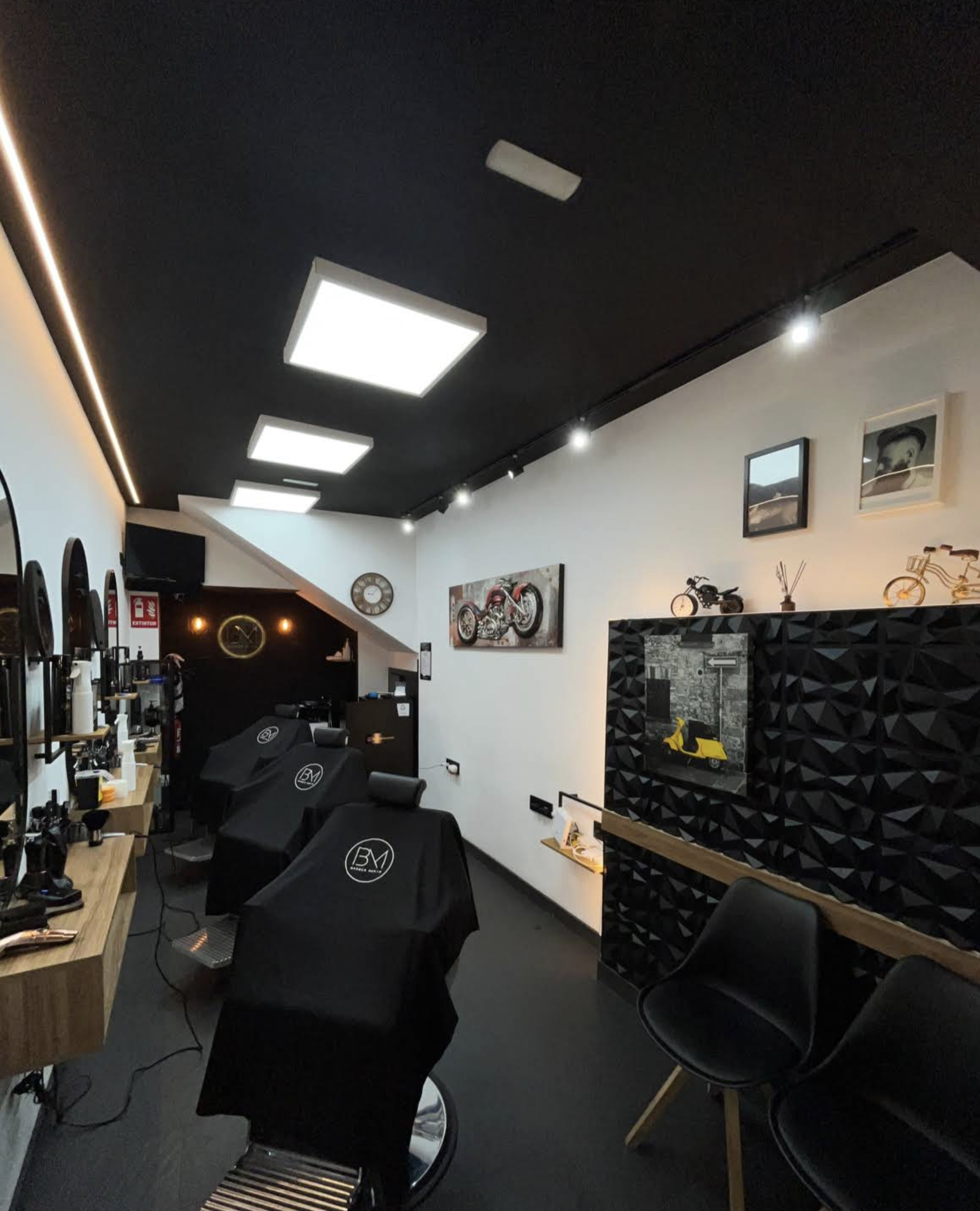 Interior Barber Mumim